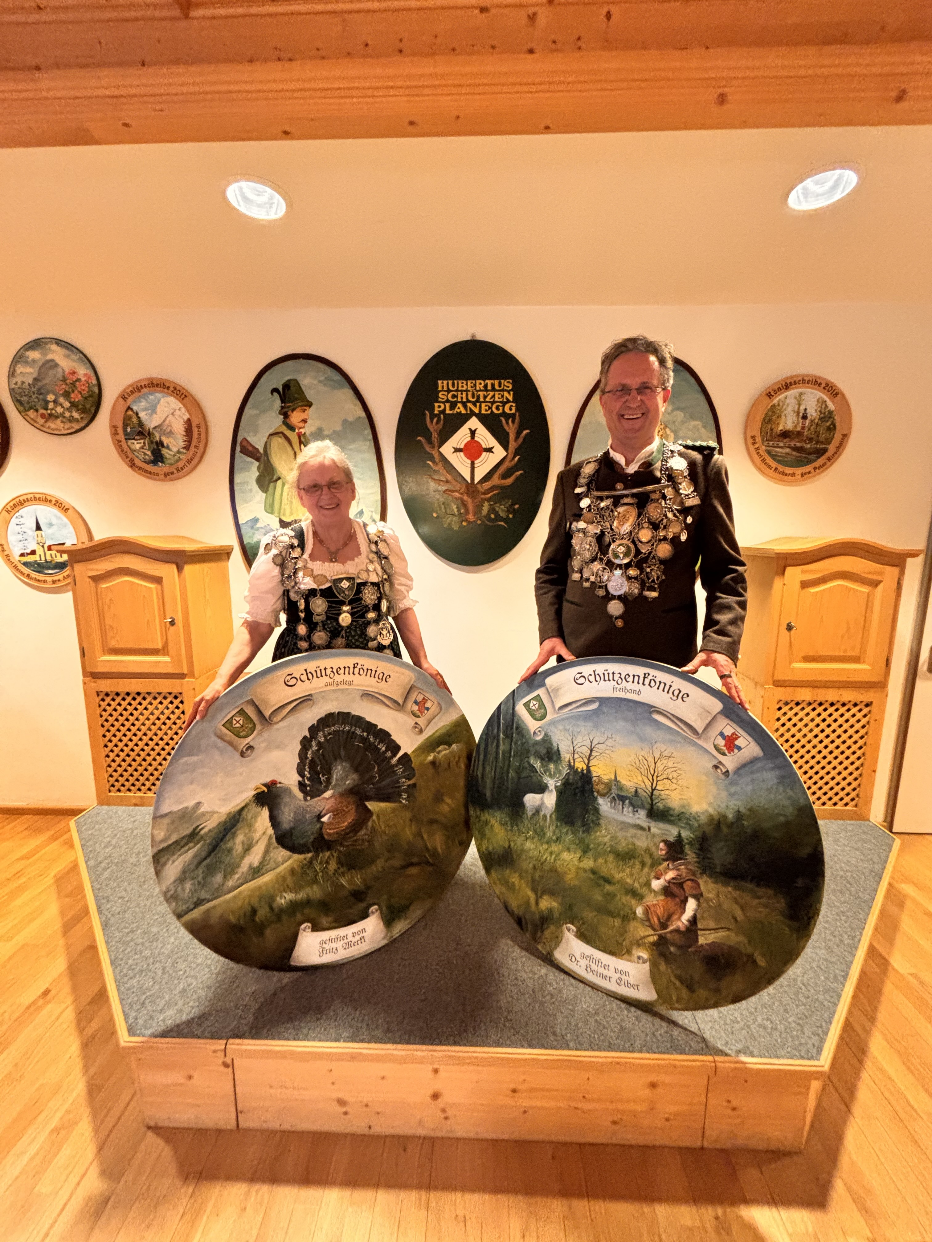 Amalie Hauptmann und Hartmut Thiel als neue Schützenkönige 2026 der Hubertus-Schützen Planegg e.V.